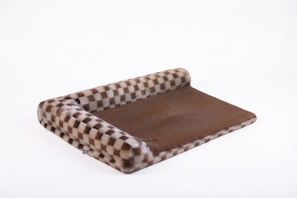 Letto per Gatti e Cani Piccoli con Supporto Cervicale | Tappetino Cuccia ad Angolo Morbido per Interni, Auto e Divani, Checkerboard